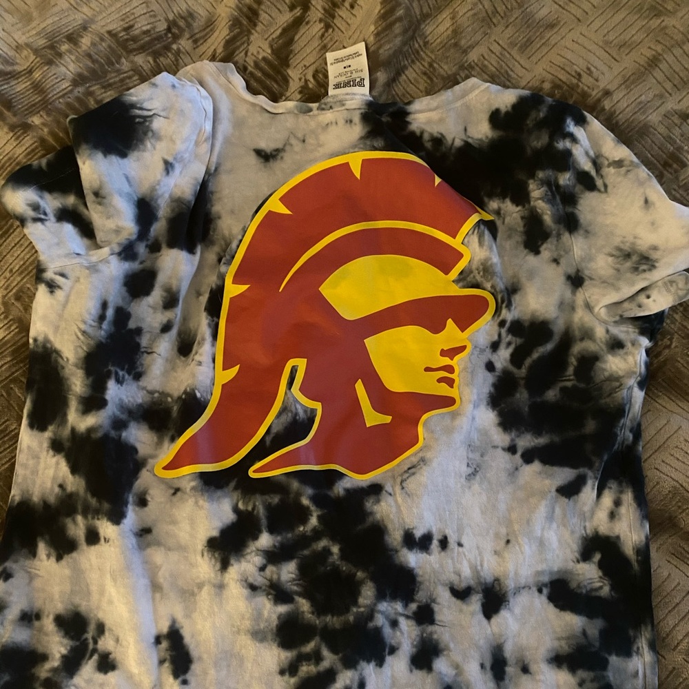 Pink USC top